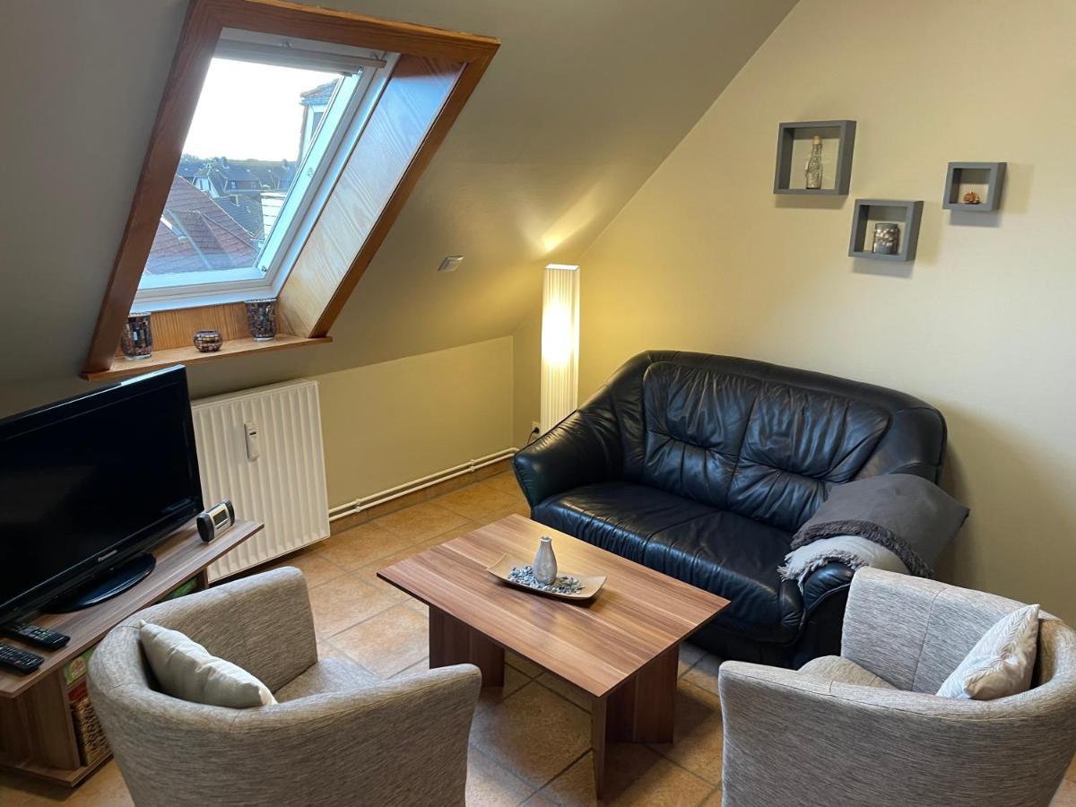 Modernisierte Ferienwohnung Friedrichskoog - Spitze, Gegenueber Mutter-Kind-Klinik Kültér fotó
